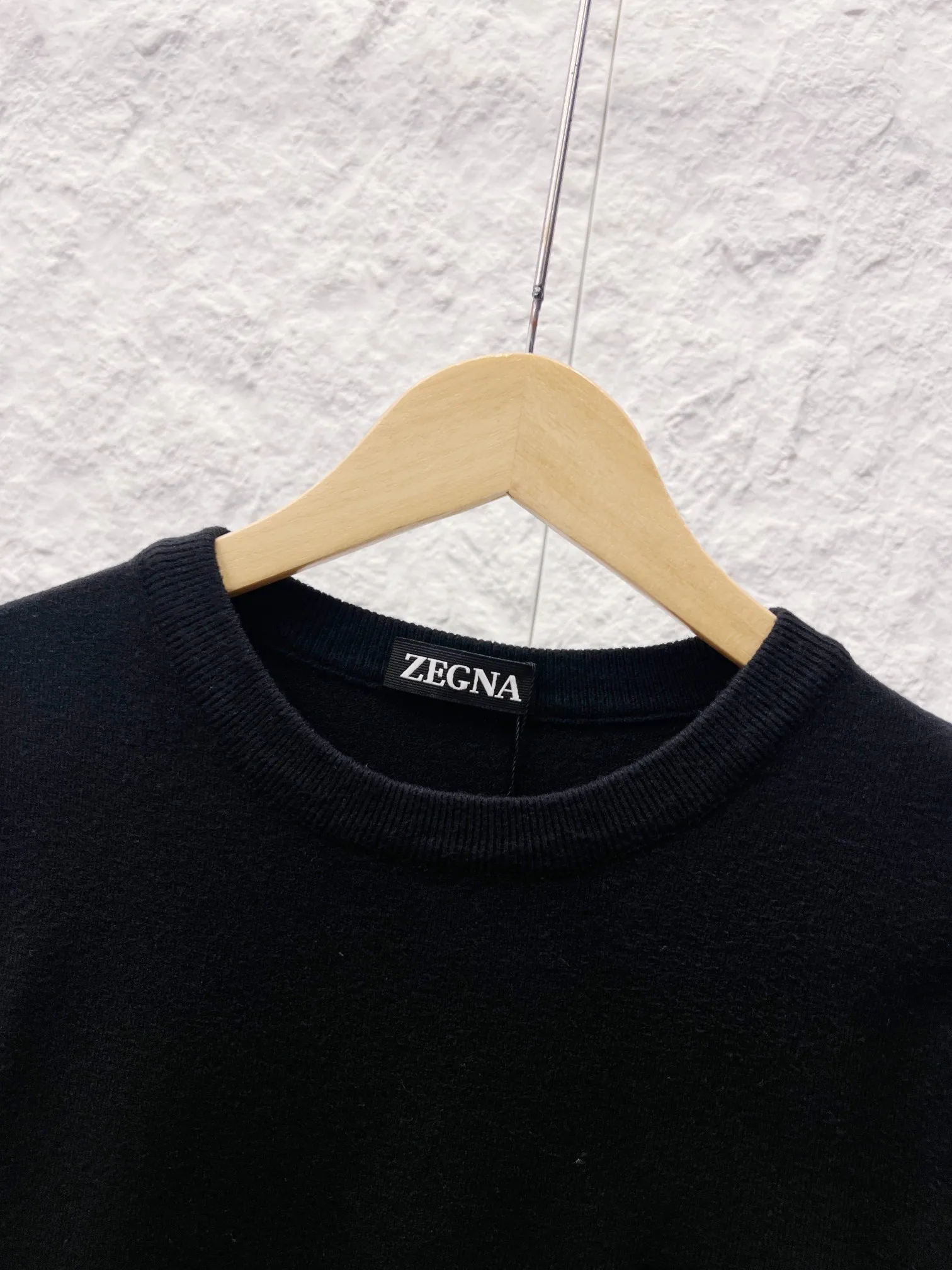 ZEGNA（ In Stock， ） 1 ： ， 12G ， ， 2 ： ， ， ， ， 3 ： （PU + ， ， ） 4 & ： ， ， ， ， ， Breathable T 。 ， ， 、 ， ； ， 。 ；Black White Gray Sizes： （ ）